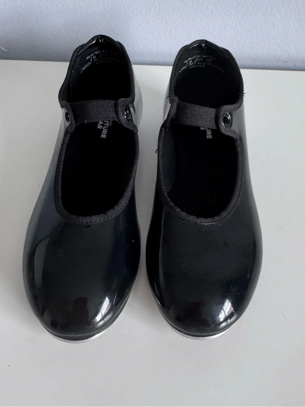 Capezio Future Star Black Patent Tap Shoes Girls 1M